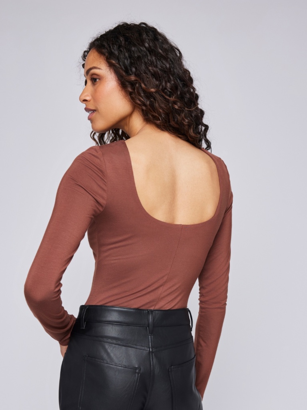 Nadira Top - Picture 3 of 3